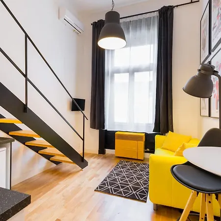 Location - Vibrant Downtown Escape Apartment *